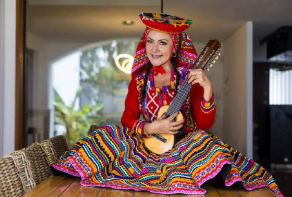 La Miski junto al Conjunto Andino- Amazónico del Cemduc en el Campus PUCP