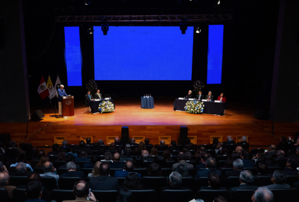 imagen Ceremonia de Homenaje a Exalumnos Distinguidos 