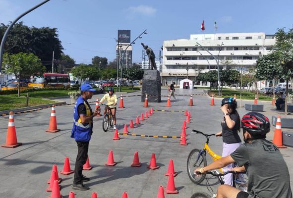 taller-aprende-a-montar-bici-en-la-pucp-03092026172235