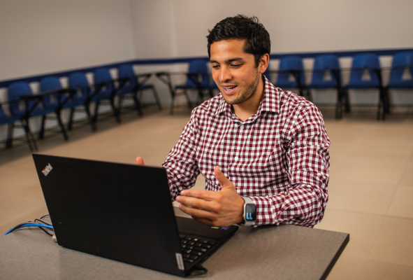 Vive la Semana de Clases Modelo en Idiomas PUCP: Inglés, Portugués y Quechua del 23 al 27 de febrero