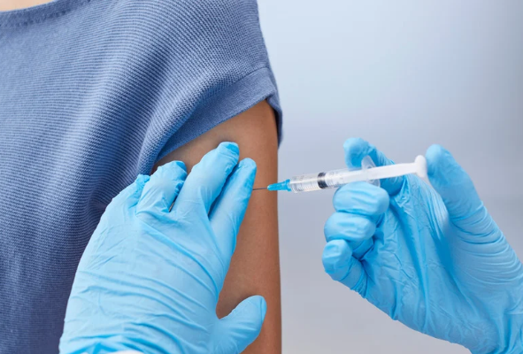 Campaña de vacunación contra VPH, diftotetánica y otras